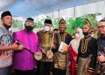 Gubernur Bakal Fasilitasi Rabab-Babiola di Gubernuran