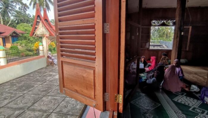 Menengok Kembali Peran Vital Masjid bagi Pemberdayaan Umat di Sumatra Barat