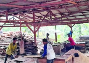 Dulu Binaan CSR Semen Padang, Kini Usaha Les Piri-Piri Khatib Jalelo Berkembang Pesat dan Menyerap Puluhan Tenaga Kerja