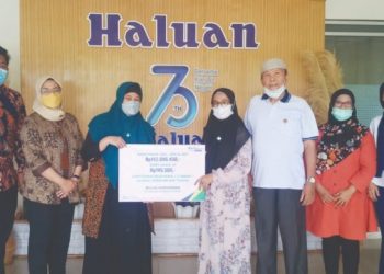 BPJS Ketenagakerjaan Cabang Padang Serahkan Santunan Kepada Ahli Waris di Haluan