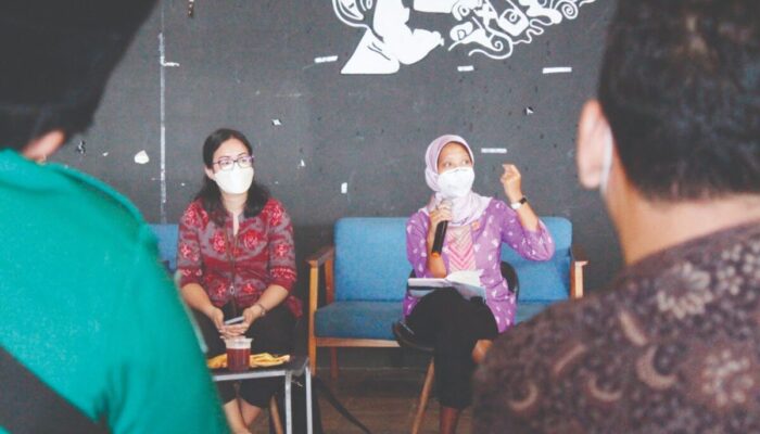 Staf Khusus Milenia Presiden Ayu Kartika Dewi Diskusikan Toleransi dan Keberagamaan di Kantor Haluanpadang.com