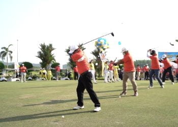 PNP Tour Golf Tournament Batam Perkuat Kerjasama Kampus dengan Industri
