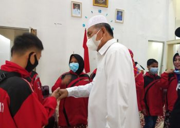 Tujuh Atlet Peparperda Dilepas Bupati Pasbar