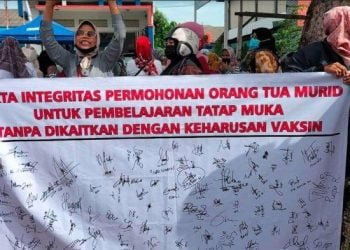 Mendikbudristek Peringatkan Daerah: Tak ada Wajib Vaksin Bagi Siswa, Pemda Jangan Tambah Persyaratan PTM!