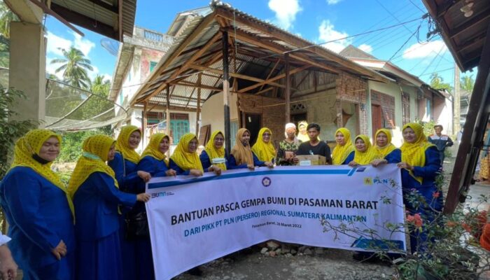 PIKK PLN Regional Sumatera Kalimantan Salurkan Bantuan bagi Korban Gempa Pasaman Barat