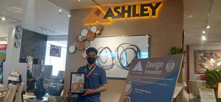 informa living plaza