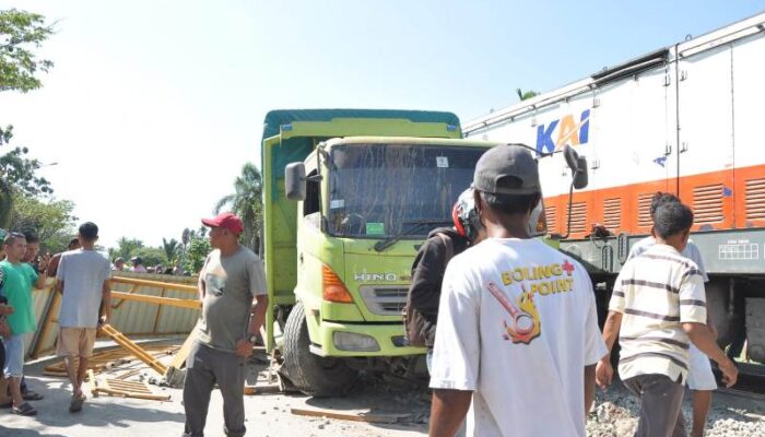 Sering Kecelakaan, PT KAI Bakal Tutup Perlintasan Tak Resmi