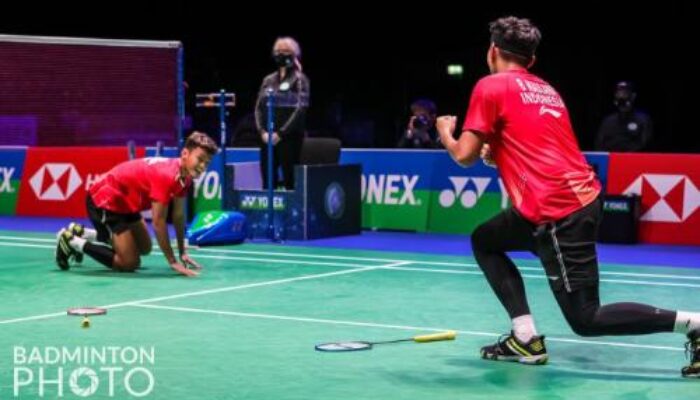 Tumbangkan Nomor 1 Dunia, Ganda Muda Indonesia ke Final All England