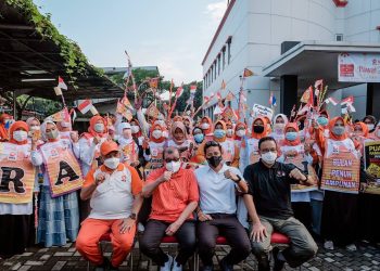 Menparekraf Sandiaga Uno Lepas Rombongan Gowes Pawai Ramadhan