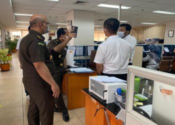 Geledah Kantor Kemendag, Kejagung Sita Dokumen dan Uang Tunai