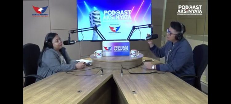 Ketua DPP Partai Perindo Ratih Gunaevy saat podcast aksi nyata "Dari Kamu untuk Indonesia", yang diselenggarakan oleh Perindo melalui tayangan langsung via Instagram Partai Perindo, RCTI+, Youtube dan Website Partai Perindo.