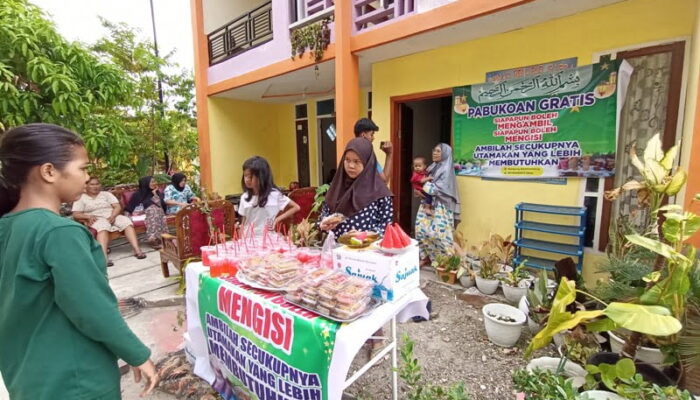 Pimpinan Rumah Belajar dan Rumah Tahfiz Gaera Gelar Pabukoan Gratis