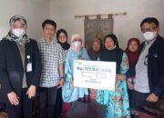 Irawati Meuraksa Serahkan Santunan BPJS-TK