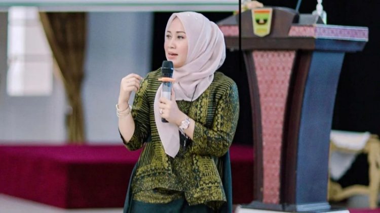 Ketua Badan Promosi Pariwisata Daerah (BPPD) Sumbar, Sari Lenggogeni, S.E., M.M., Pg. Dipl., Ph.D