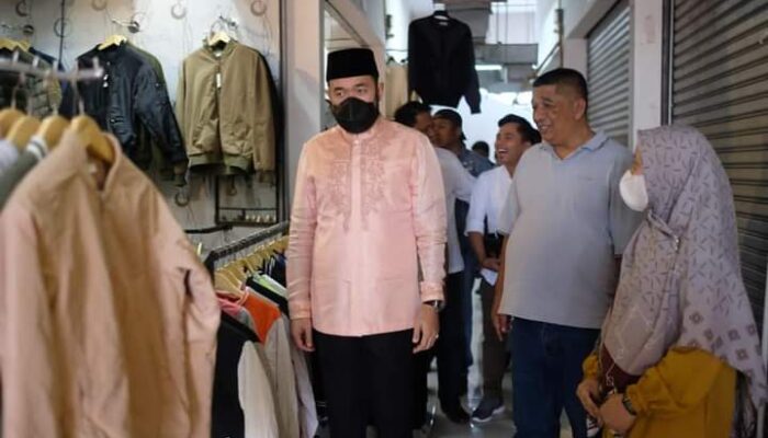 Ada Blok Khusus Pasar Second “Babe Impor” di Pasar Pusat Padang Panjang