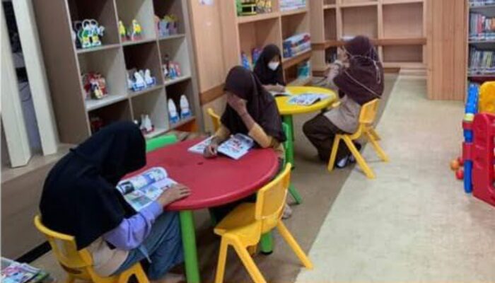 Serunya! Bisa Ngabuburit di Perpustakaan Padang Panjang