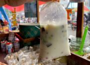 SERBA SERBI: Es Teler Mas Dana, Segarnya Khas Alpukat Cincau