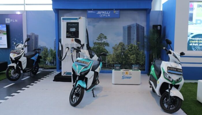 Dukung Kendaraan Listrik, PLN Hadirkan SPBKLU di IIMS 2022