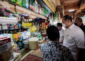 Keliling Pasar, Mendag Pastikan Bahan Pokok Aman Jelang Lebaran