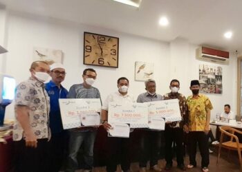 Buka Puasa Bersama PWI Sumbar, Bank Nagari Serahkan Hadiah Pemenang Lomba Karya Tulis