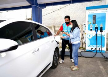 Mudik Pakai Mobil Listrik Jangan Risau! PLN Operasikan 126 SPKLU Tersebar di 48 Kota