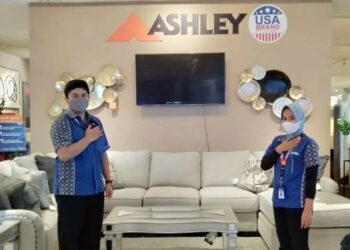 Informa Living Plaza