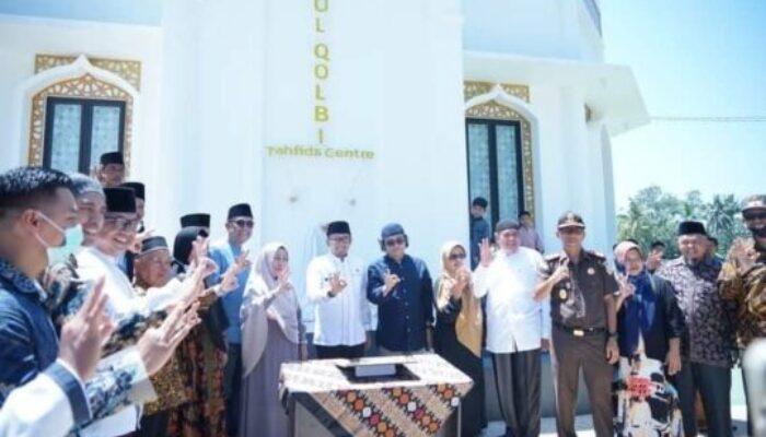 Diresmikan Bupati Eka Putra, Masjid Nurul Qolbi Berdiri Megah di Pagaruyung