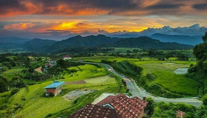 Nagari Pariangan Tanah Datar Masuk 50 Besar Nominasi ADWI 2022