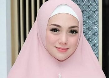 Meski Non-muslim! Celine Evangelista Nyaman Berhijab, Cantik Lagi