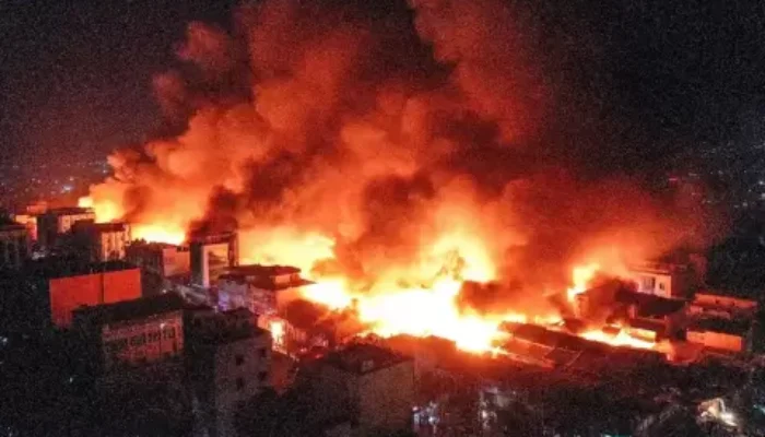 Kebakaran Hebat di Somalia Hanguskan Toko-toko di Pasar