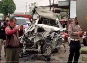 6 Pemudik Tewas usai Kecelakaan Maut di Jalur Pantura Cirebon