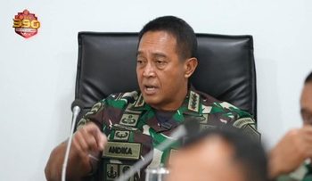 Spanduk ‘Pecat Panglima PKI’ Muncul di Jakarta, Viral