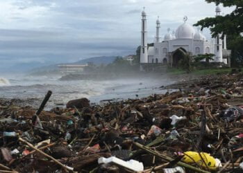 Volume Sampah di Padang Naik Selama Libur Lebaran