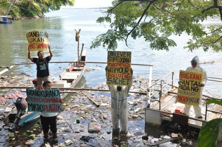 Pencemaran lingkungan