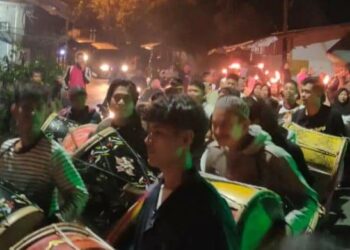 Semarak Sambut Idul Fitri di Padang Panjang, Anak Nagari Gunuang Gelar Pawai Takbiran