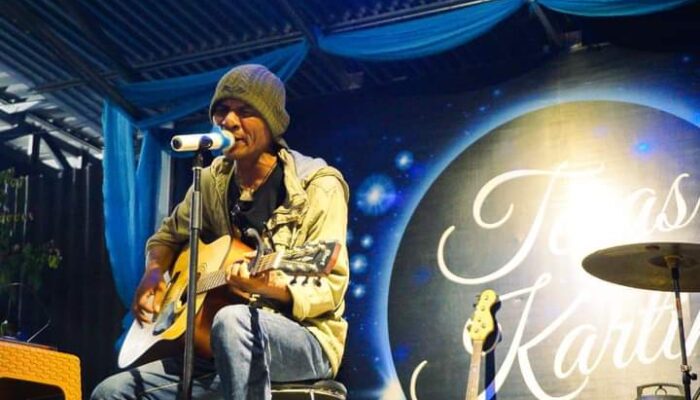 Jup Majen dan Fals Mania se-Sumbar Manggung di Teras Kartini Padang Panjang