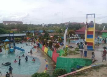 Pasca Lebaran, Masyarakat Masih Ramai Kunjungi Objek Wisata di Dharmasraya