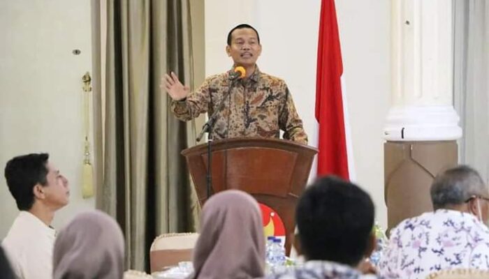 Walikota Pariaman Genius Umar Ajak Alumni UGM Bersatu Bangun Daerah