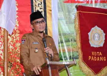 Walikota Hendri Septa: Jika Bertemu Anak Stunting, Laporkan ke Pemko Padang