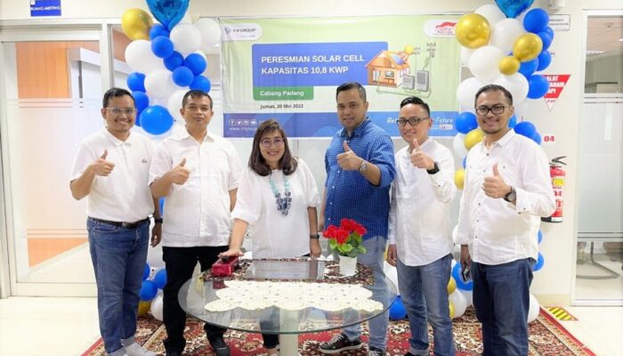 Dukung Usaha Ramah Lingkungan, FIFGROUP Pasang Solar Panel di Gedung Cabang Padang