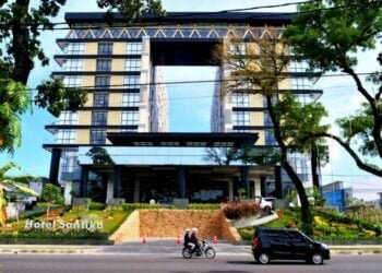 Hotel Santika Premiere Padang