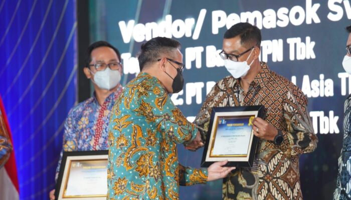 Raih Penghargaan BUMN Champion 2022, PLN Peringkat 1 Kategori Costumer/Buyer