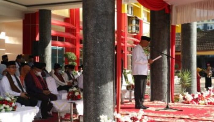 Bidik PTN Favorit, Gubernur Mahyeldi: Siswa Kelas 3 SMA di Sumbar akan Diasramakan