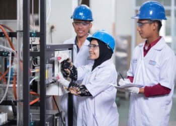 Pantas Lulusanya Langsung Bekerja di Industri, Ternyata Ini Keunggulan Jurusan di Politeknik ATI Padang