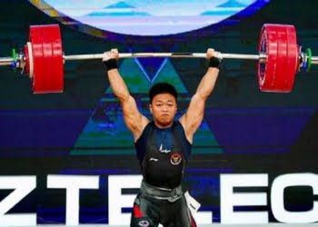 ANGKAT BERAT: Raih Emas, Rahmat Erwin Abdullah juga Pecahkan Rekor SEA Games