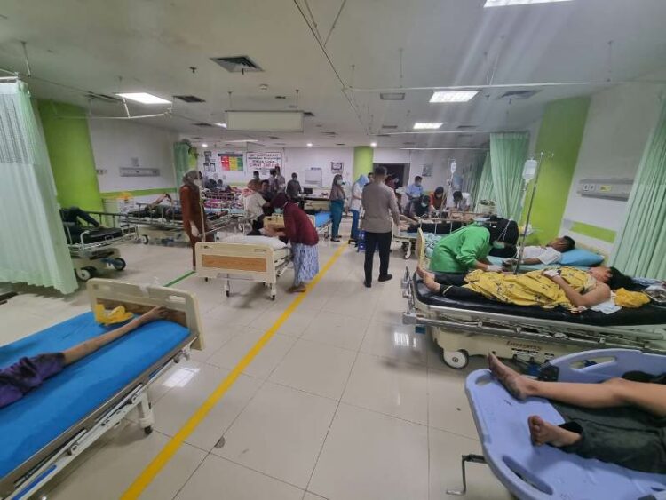 Pemerintah Provinsi Sumatera Barat atau Pemprov Sumbar mencatat, saat ini dokter yang ada di Sumbar baru berjumlah 4.897 orang