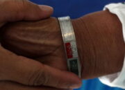 Bagi JCH Jangan Abaikan Gelang Identitas Haji, Ternyata Fungsinya Sangat Penting Lho..!