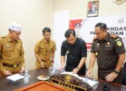 Bupati Sutan Riska Teken MoU Bidang Perdata dan TUN dengan Kajari Dharmasraya