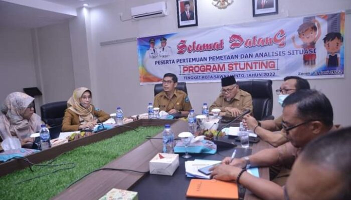 Walikota Deri Asta  Bentuk Tim Terpadu Atasi Stunting di Sawahlunto
