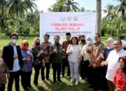 Anggota DPD-RI Bersama Direktur Kementerian Tebar Benih Nila di Desa Batang Tajongkek Pariaman